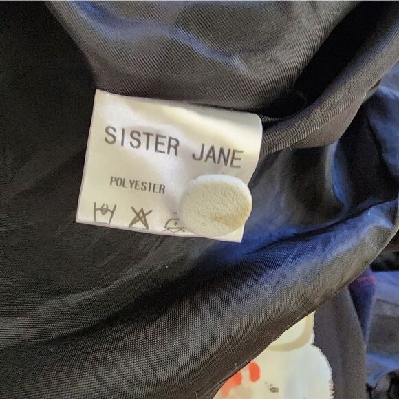 Sister Jane  - Picture 7 of 12